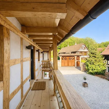 Holiday home The Incredible Alsatian House Of The 21st Century Hangenbieten